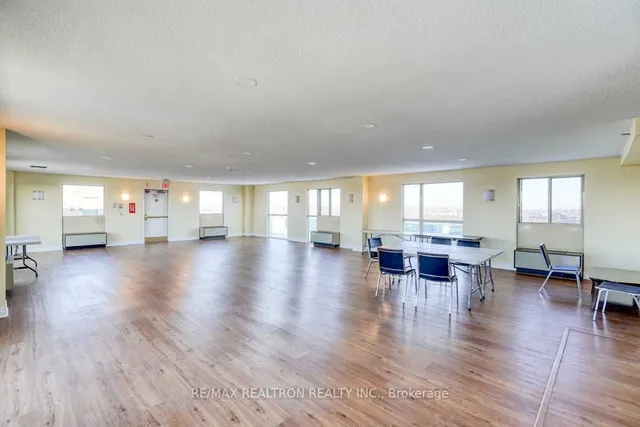 Additional property image - 41 Markbrook Lane Unit 204