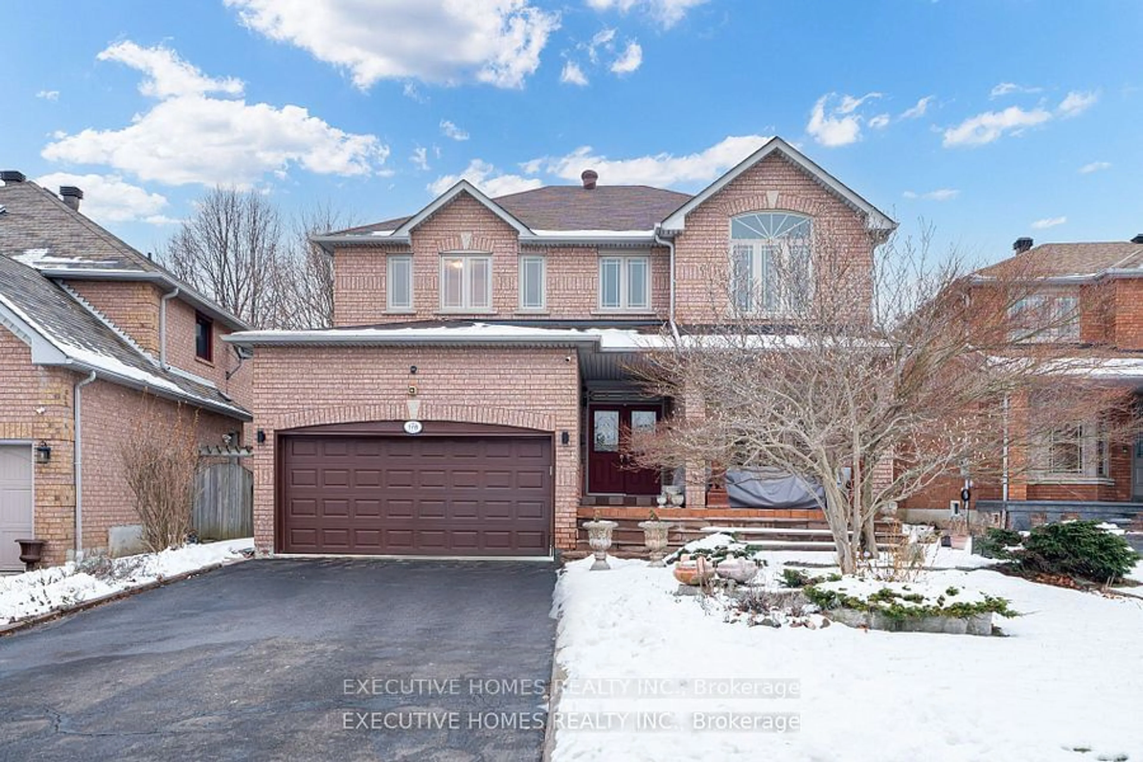 Home with brick exterior material, street for 178 Bristol Rd, Mississauga Ontario L4Z 3V5