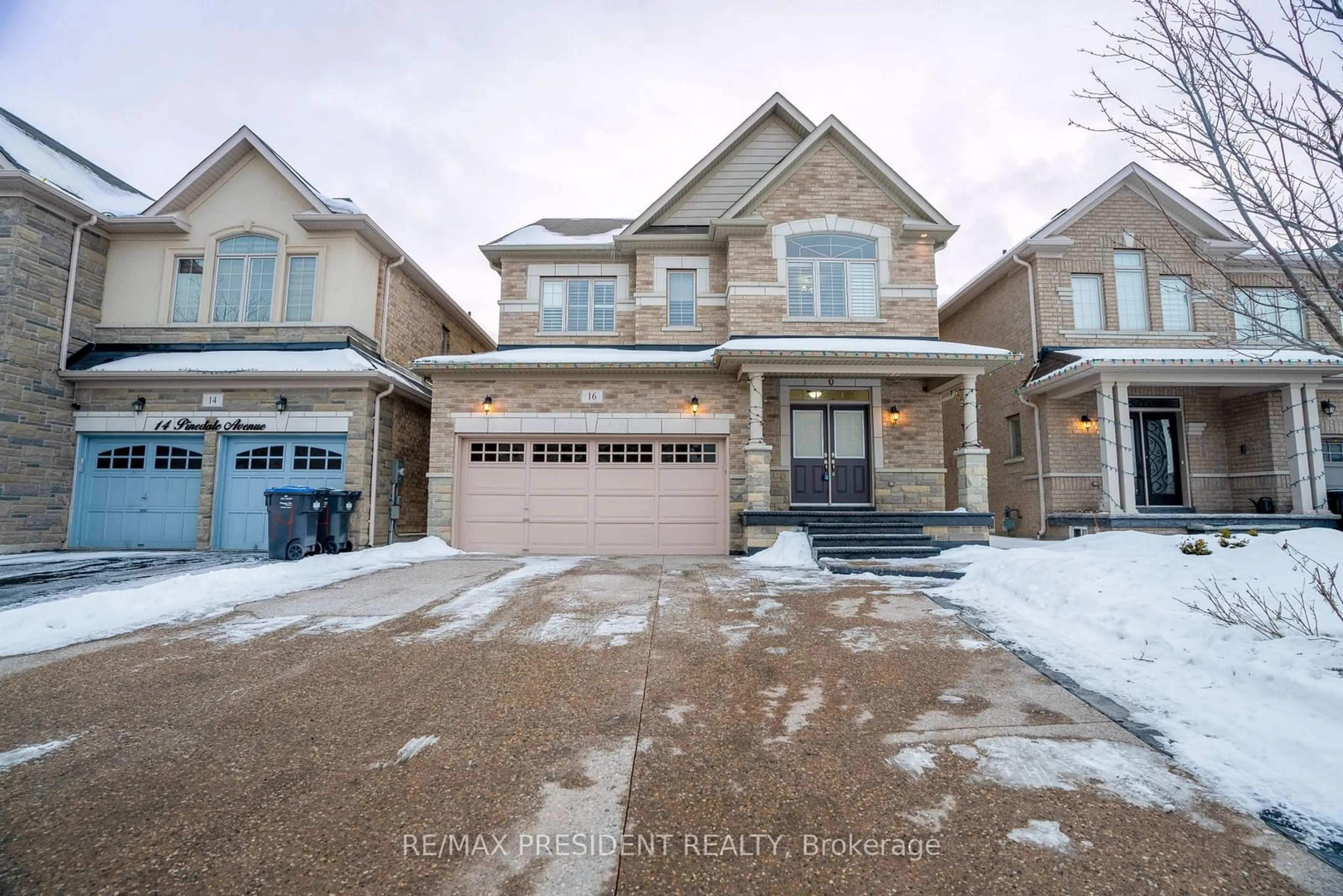 Home with brick exterior material, street for 16 Pinedale Ave, Caledon Ontario L7L 5J6