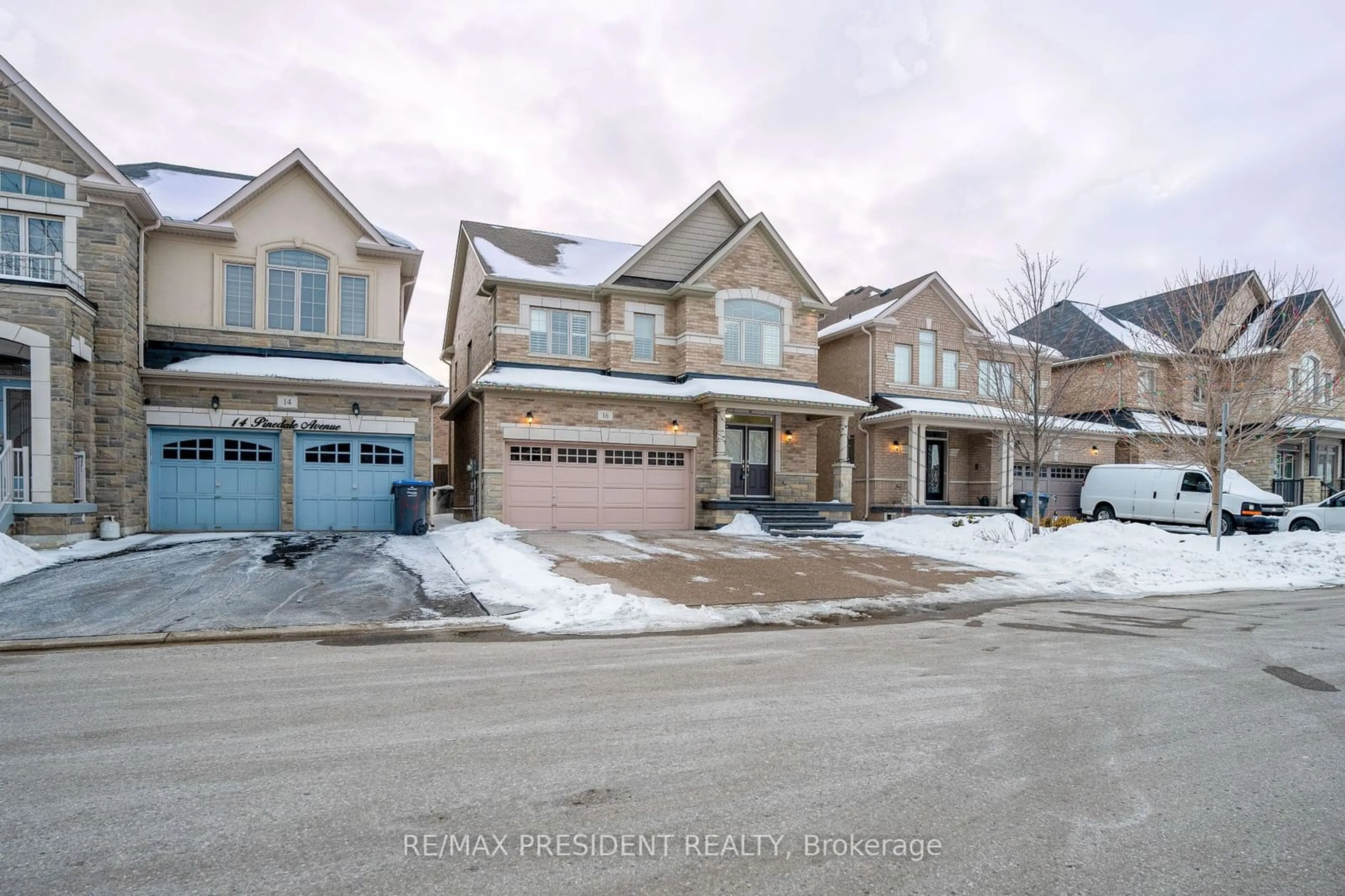 Home with brick exterior material, street for 16 Pinedale Ave, Caledon Ontario L7L 5J6