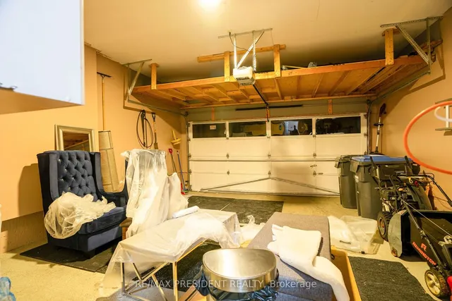 Additional property image - 16 Pinedale Ave
