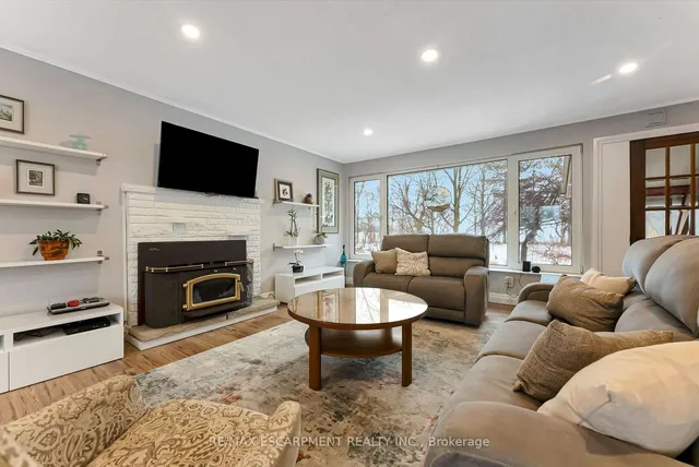 Additional property image - 5467 Sixth Line