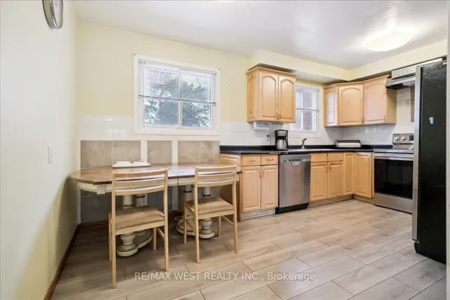 Additional property image - 3346 Juanita Crt