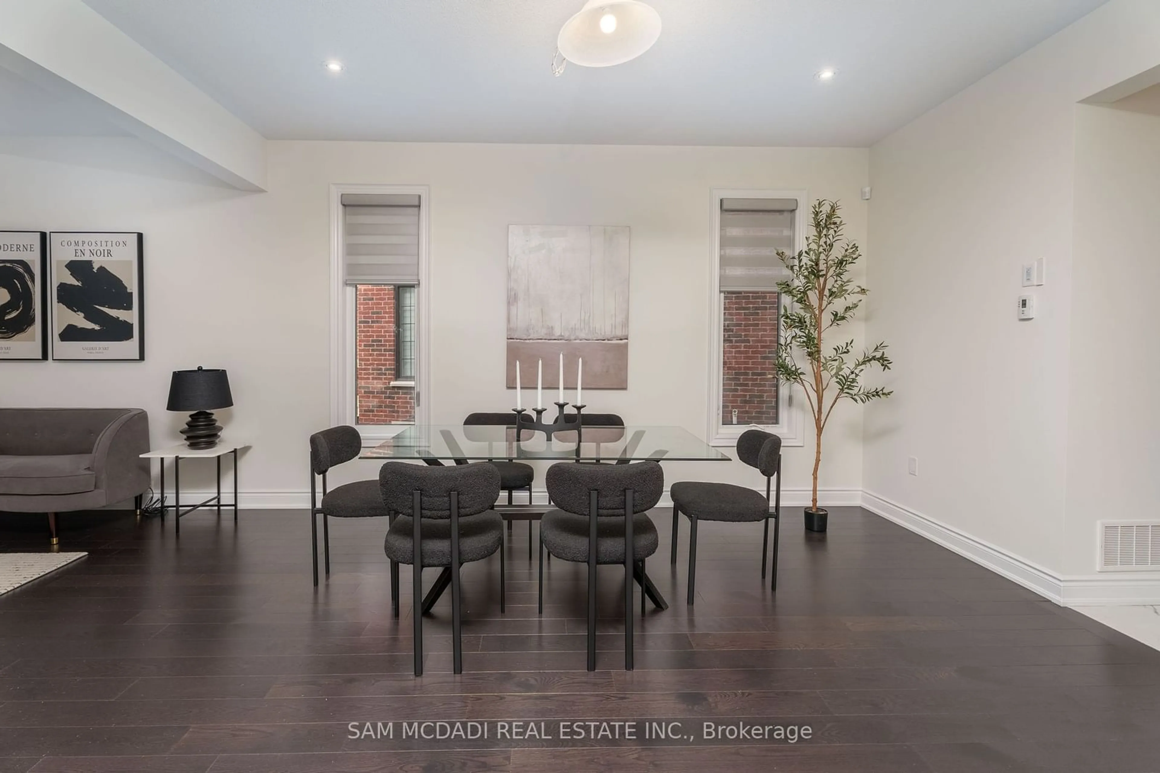 Dining room, unknown for 56 Workgreen Park Way, Brampton Ontario L6Y 0E4