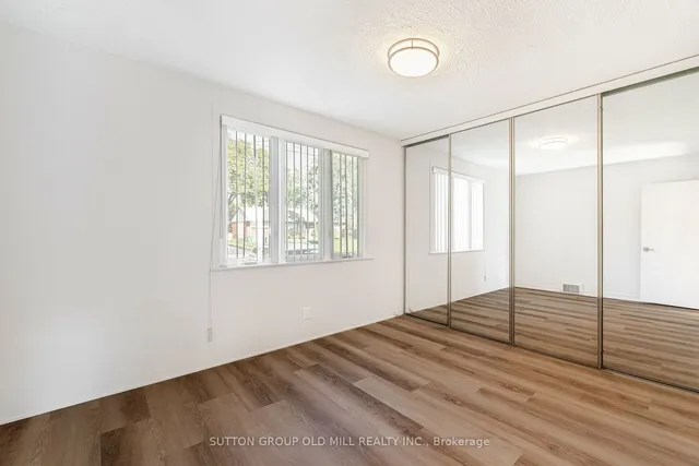 Additional property image - 656 Hyacinthe Blvd