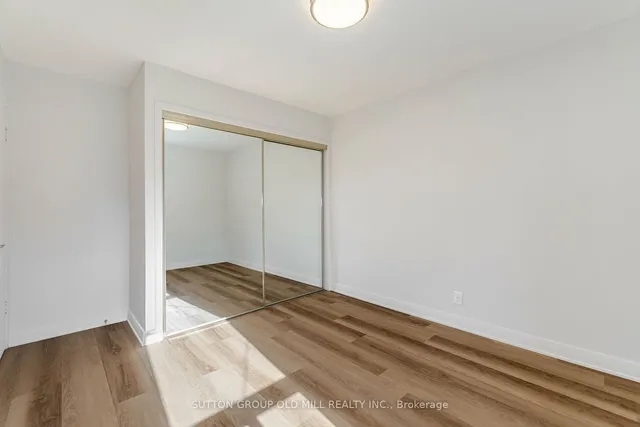 Additional property image - 656 Hyacinthe Blvd