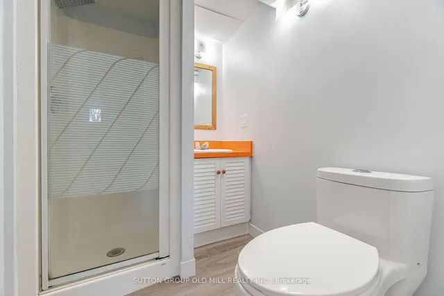 Additional property image - 656 Hyacinthe Blvd
