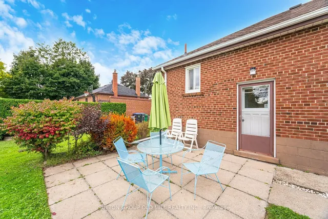 Additional property image - 656 Hyacinthe Blvd