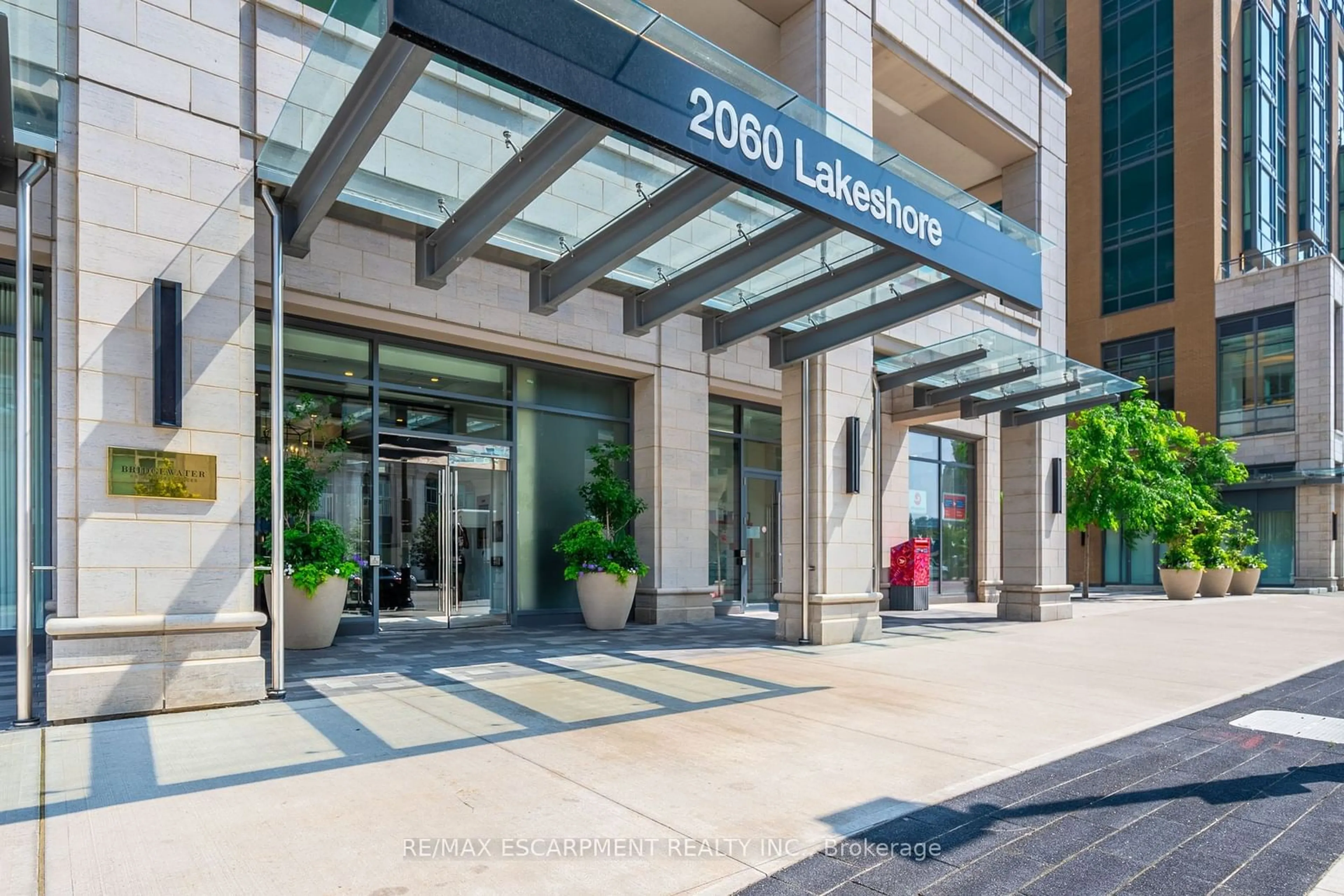 Lobby for 2060 Lakeshore Rd #1401, Burlington Ontario L7R 0G2