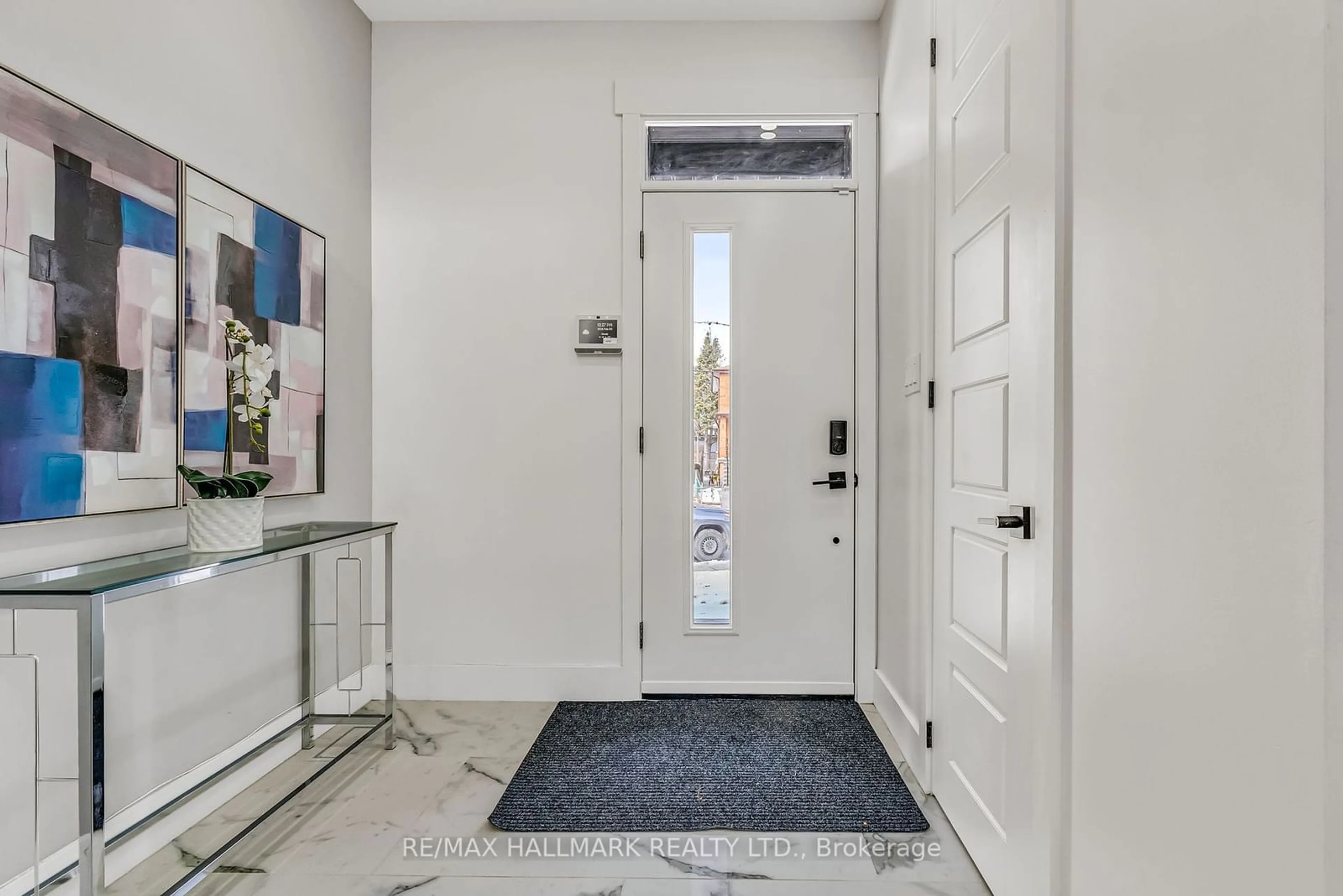 Indoor entryway for 53 Buttonwood Ave, Toronto Ontario M6M 2H9