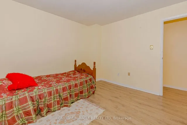 Additional image 30 of 6 Nanport St