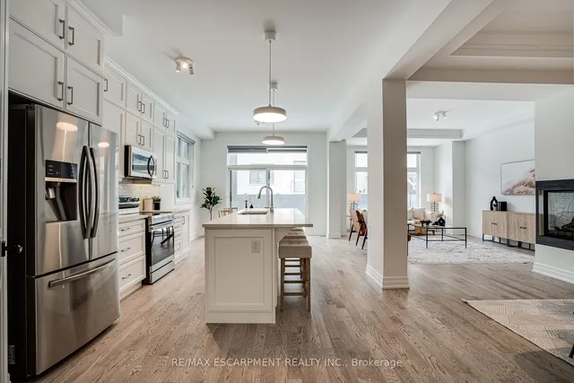 Additional property image - 1466 EVEREST Cres