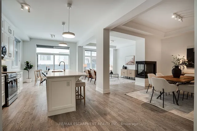 Additional property image - 1466 EVEREST Cres