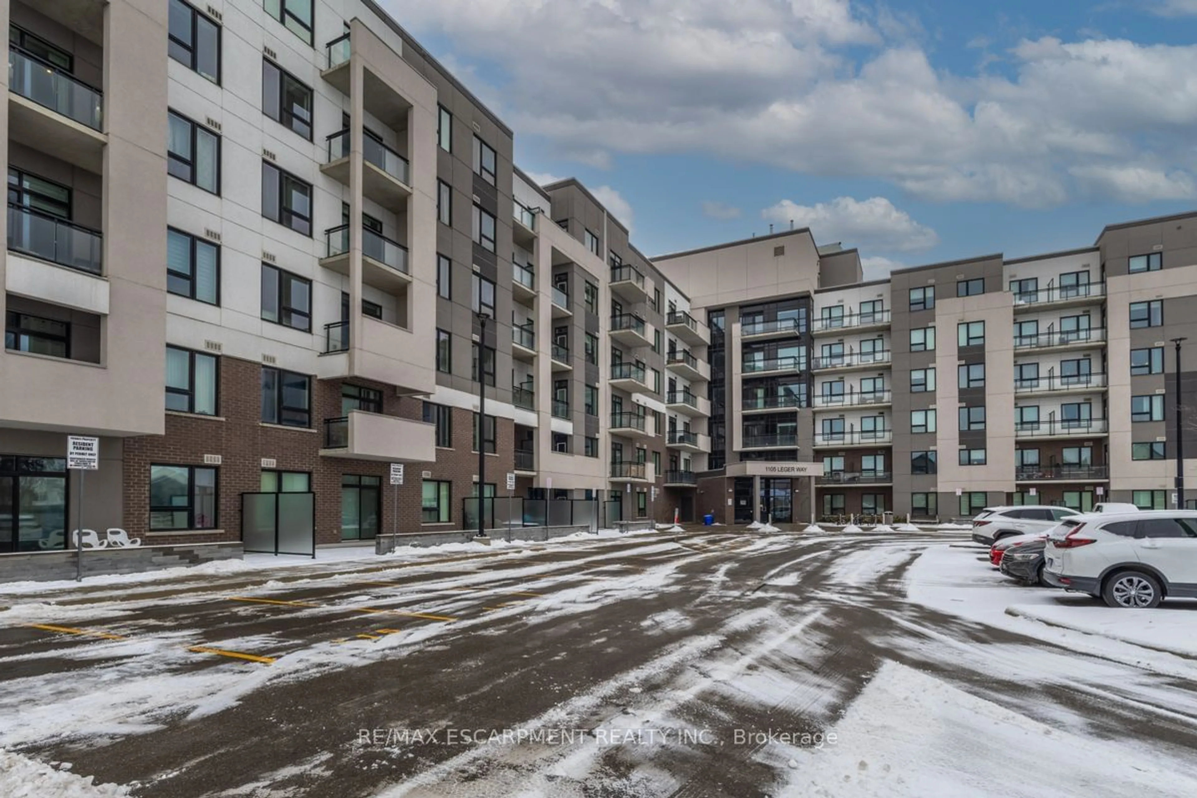 Patio, building for 1105 Leger Way #211, Milton Ontario L9E 1K7