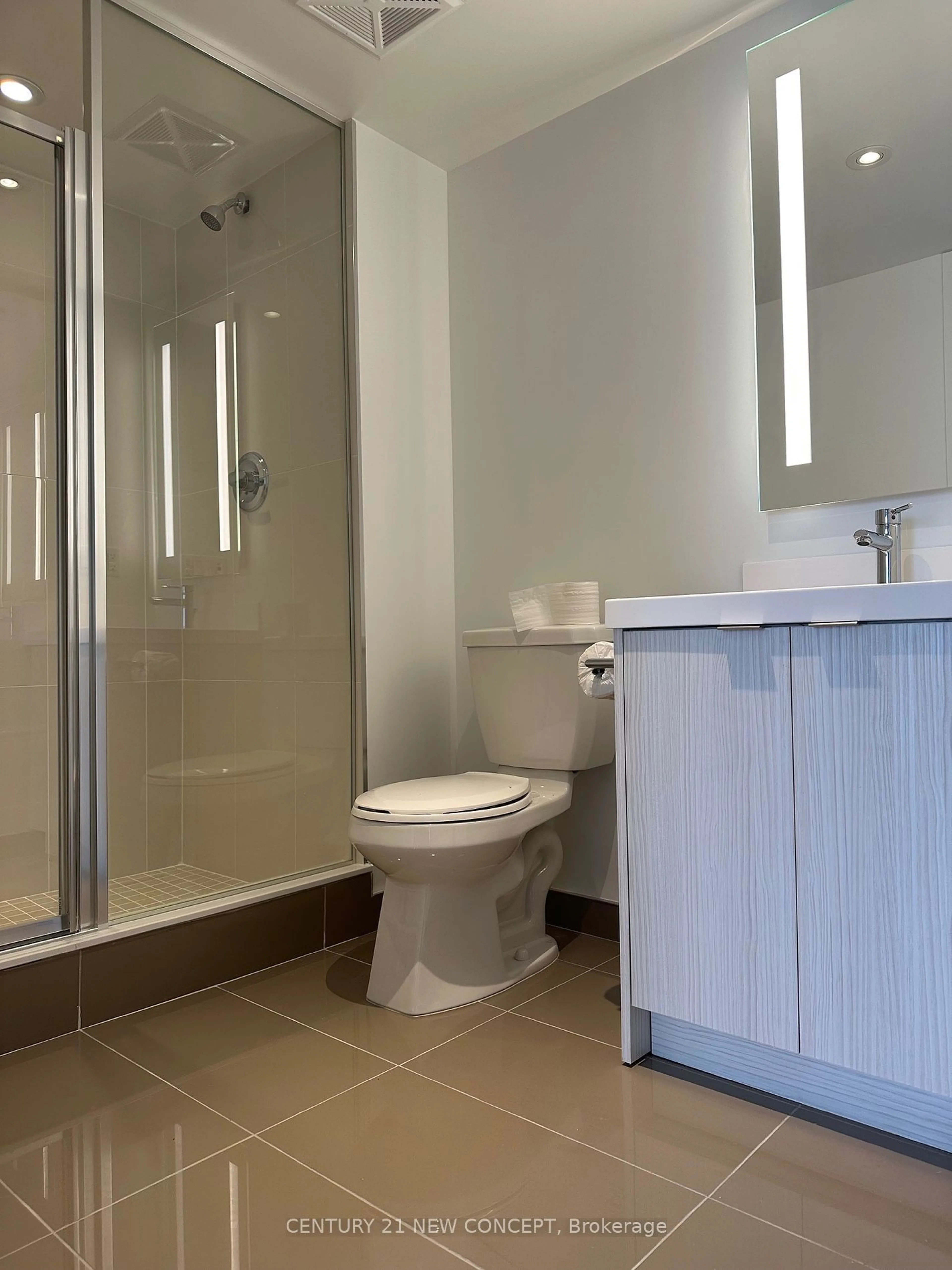 Standard bathroom, ceramic/tile floor for 5 Mabelle Ave #734, Toronto Ontario M9A 0C8