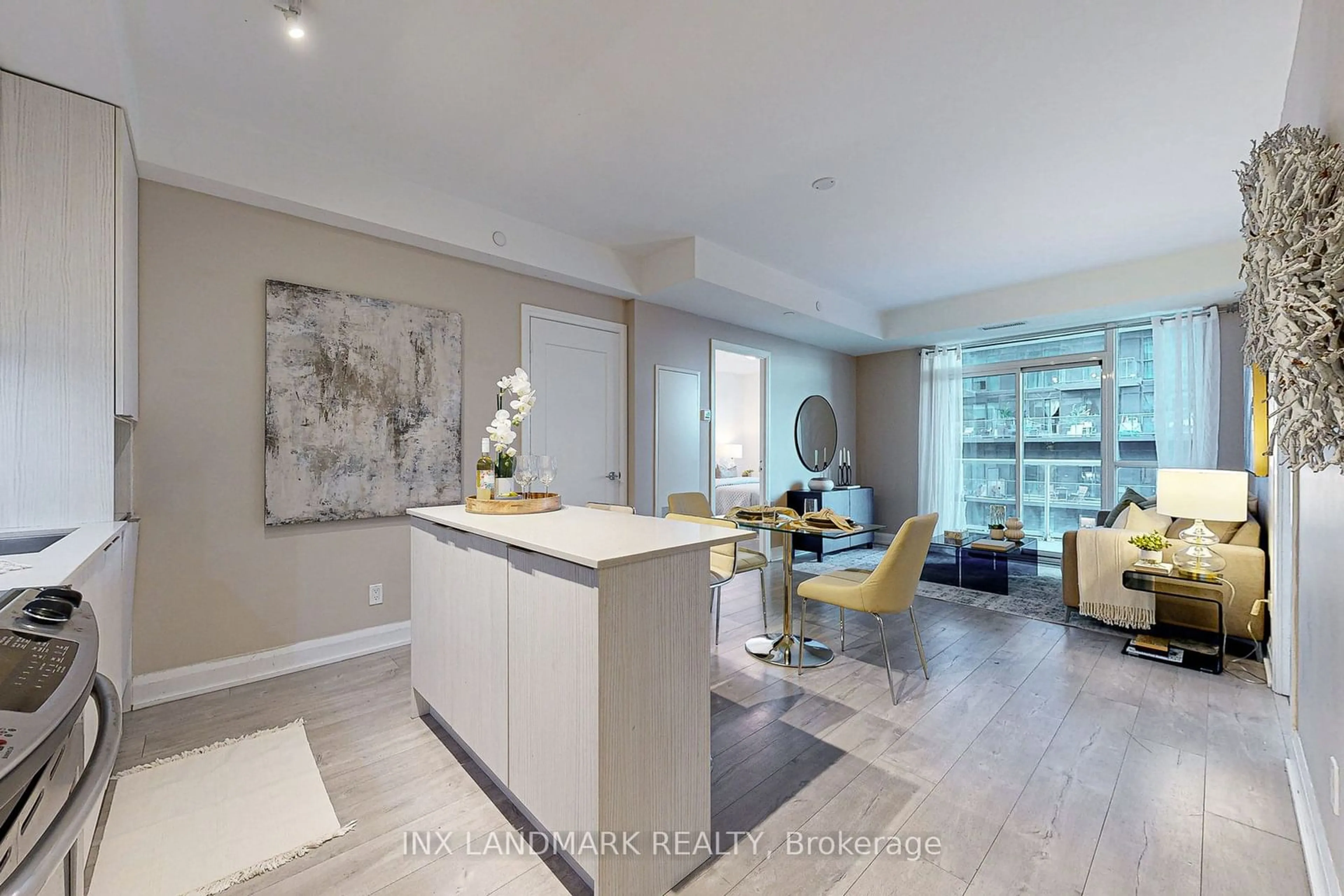 Open concept kitchen, unknown for 110 Marine Parade Dr #401, Toronto Ontario M8V 0A3