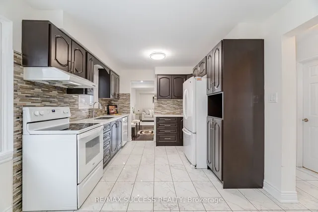 Additional property image - 162 Ashridge Crt