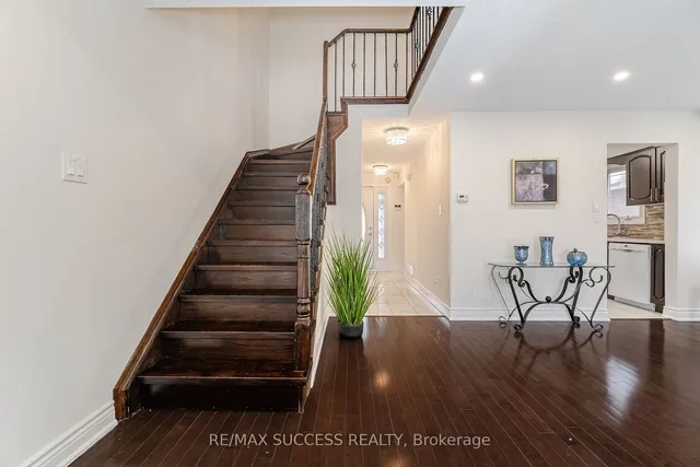 Additional property image - 162 Ashridge Crt