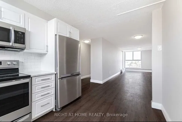 Additional image 34 of 4673 Jane St Unit 621