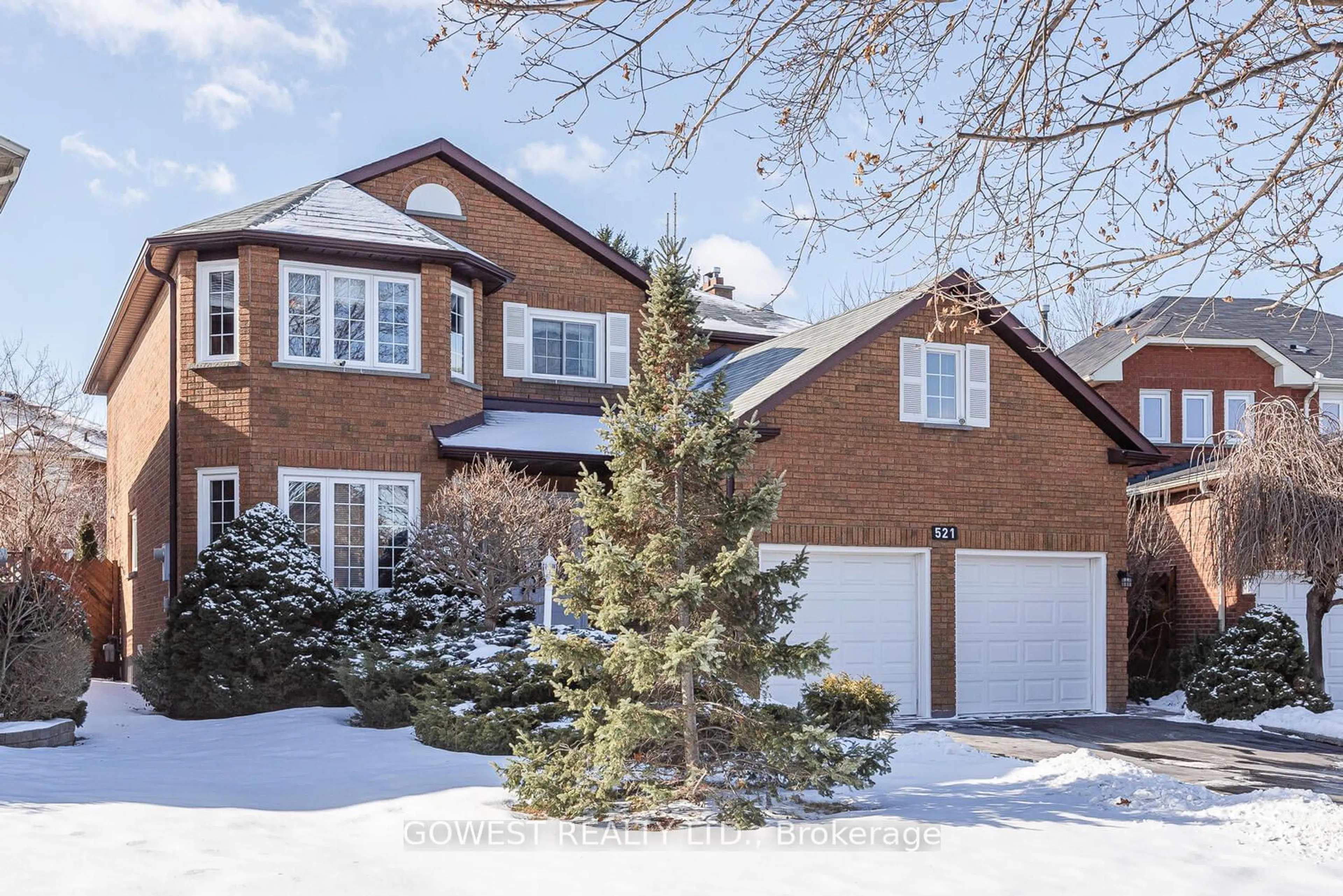 Home with brick exterior material, street for 521 Nanak Rd, Mississauga Ontario L5B 3X2