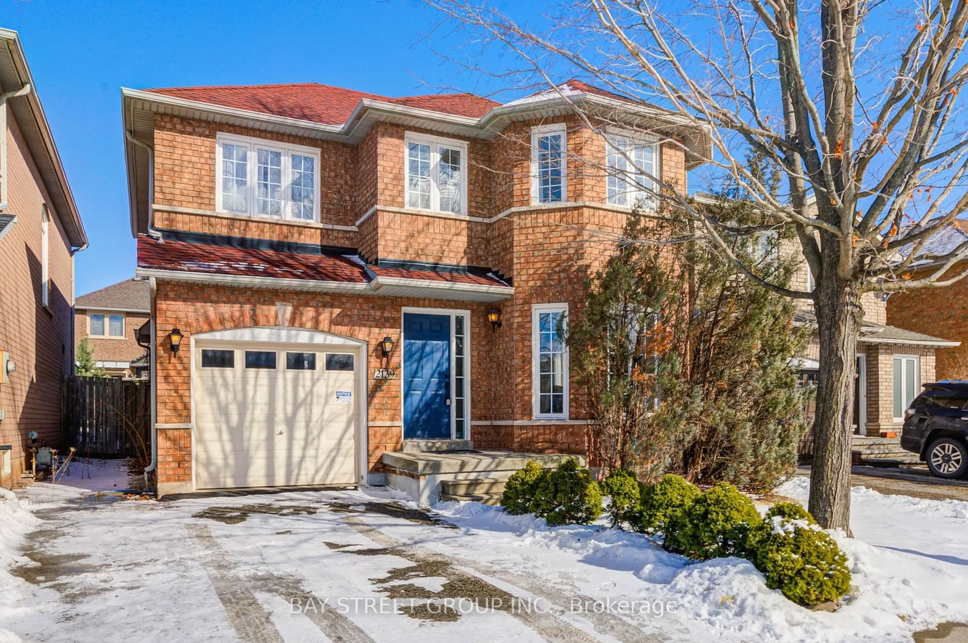 Home with brick exterior material, street for 2139 Stillmeadow Rd, Oakville Ontario L6M 3T4