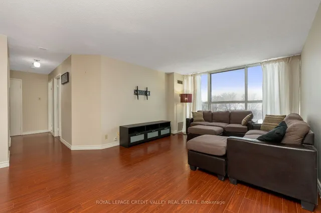 Additional property image - 25 Trailwood Dr Unit 303