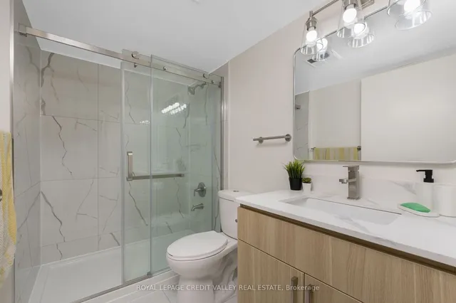 Additional property image - 25 Trailwood Dr Unit 303