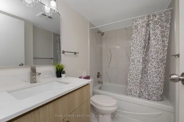 Additional property image - 25 Trailwood Dr Unit 303