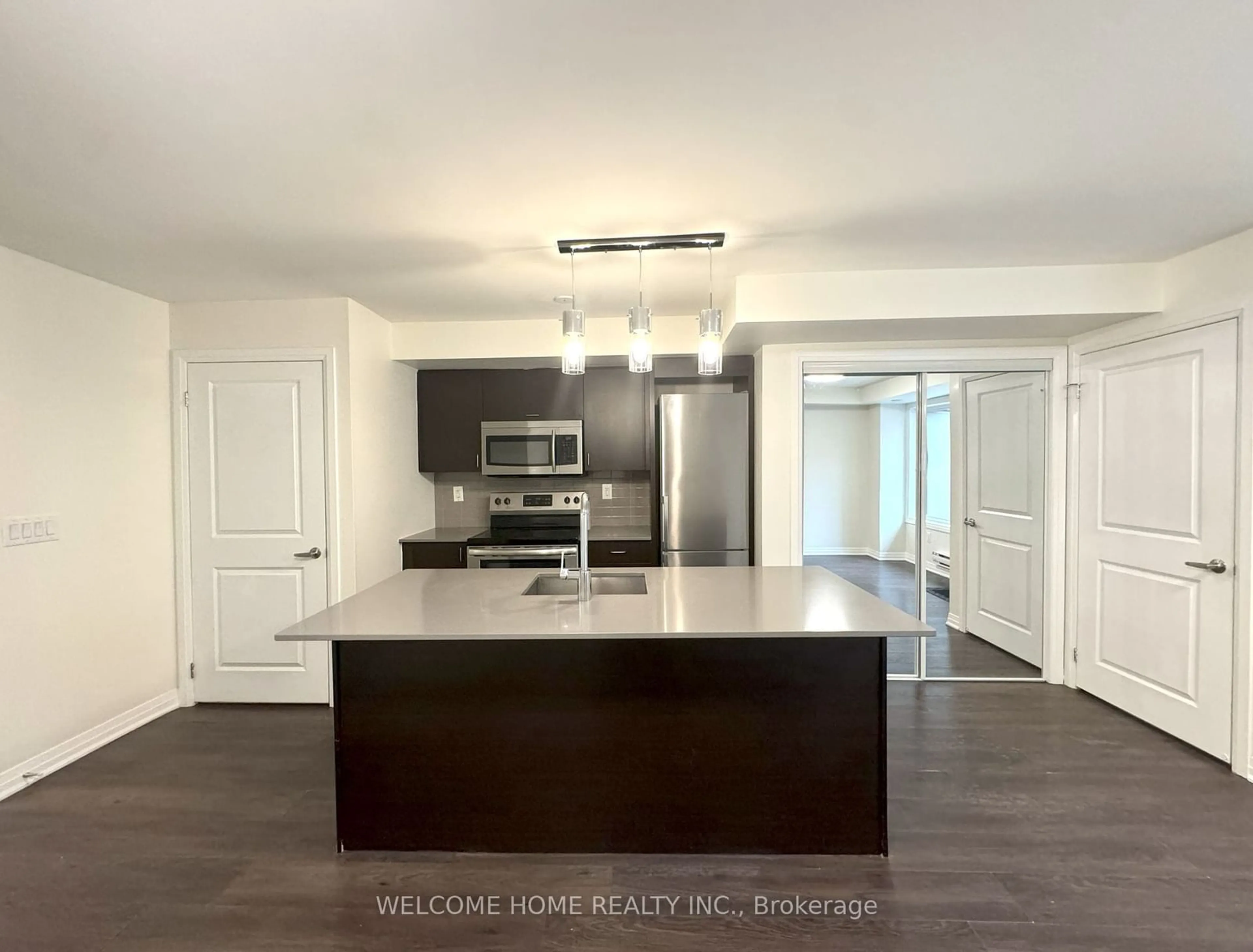 Open concept kitchen, unknown for 155 William Duncan Rd #1, Toronto Ontario M3K 0B9