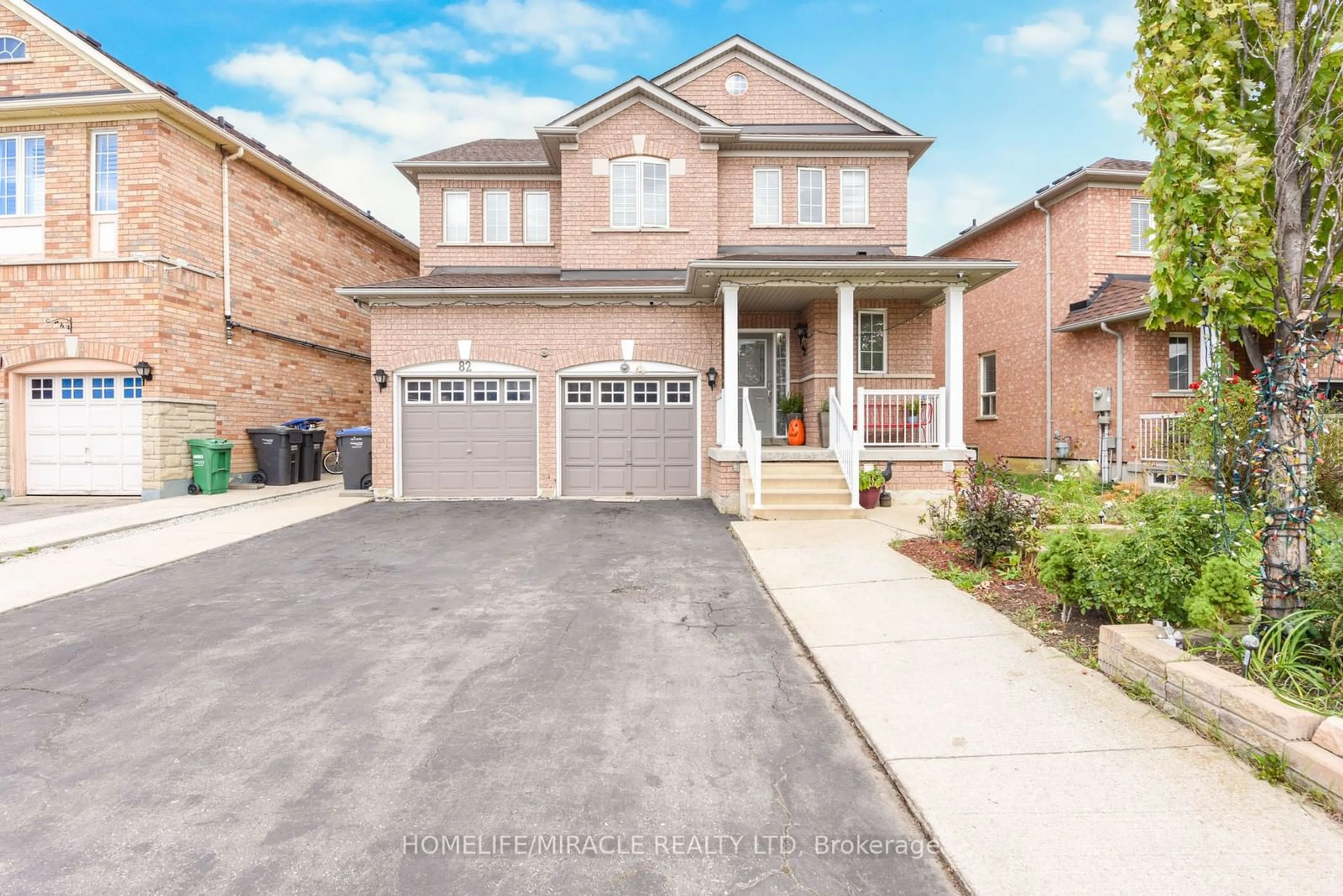 Home with brick exterior material, street for 82 Via Romano Way, Brampton Ontario L6P 1K2