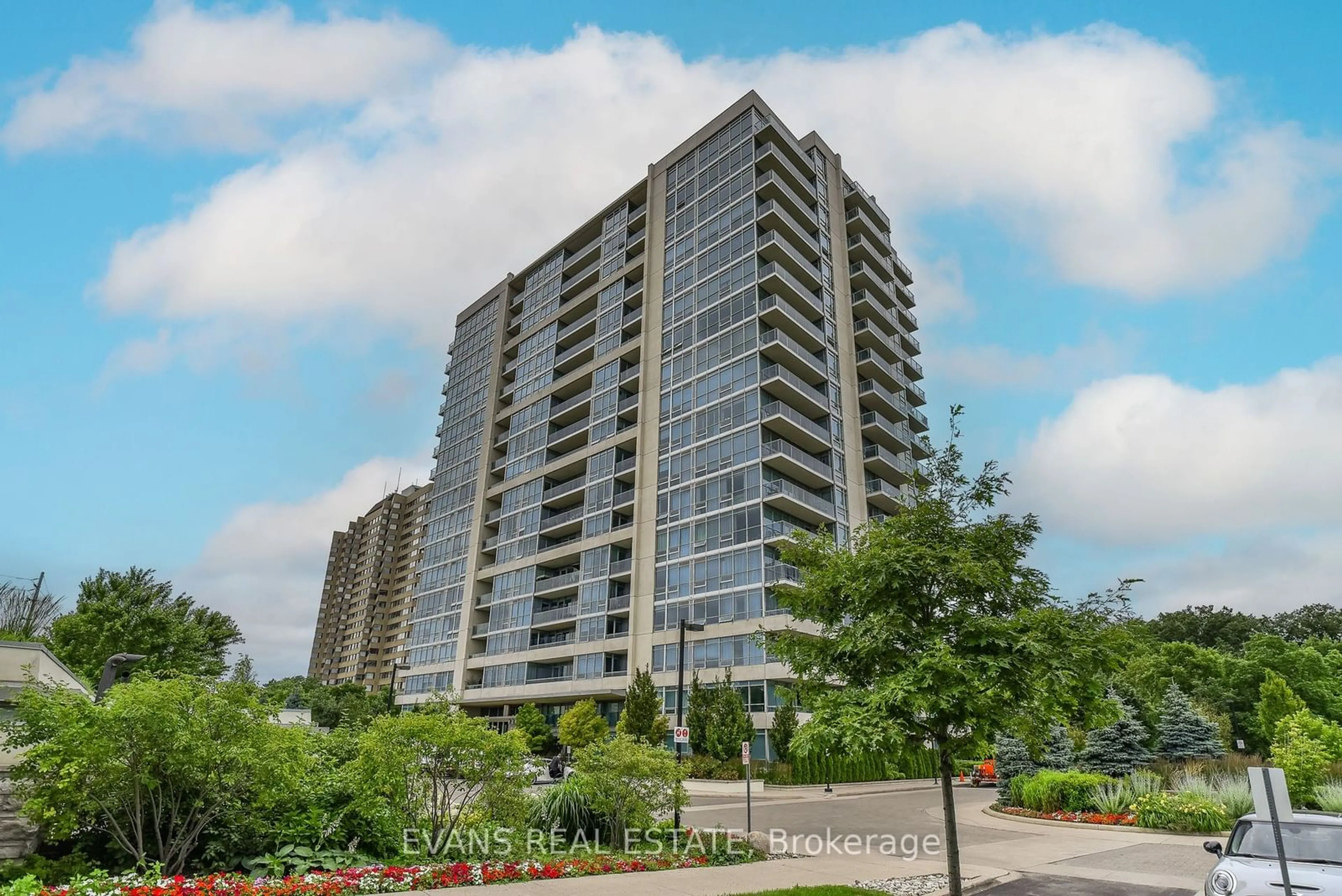 Unknown for 1055 Southdown Rd #1403, Mississauga Ontario L5J 0A3