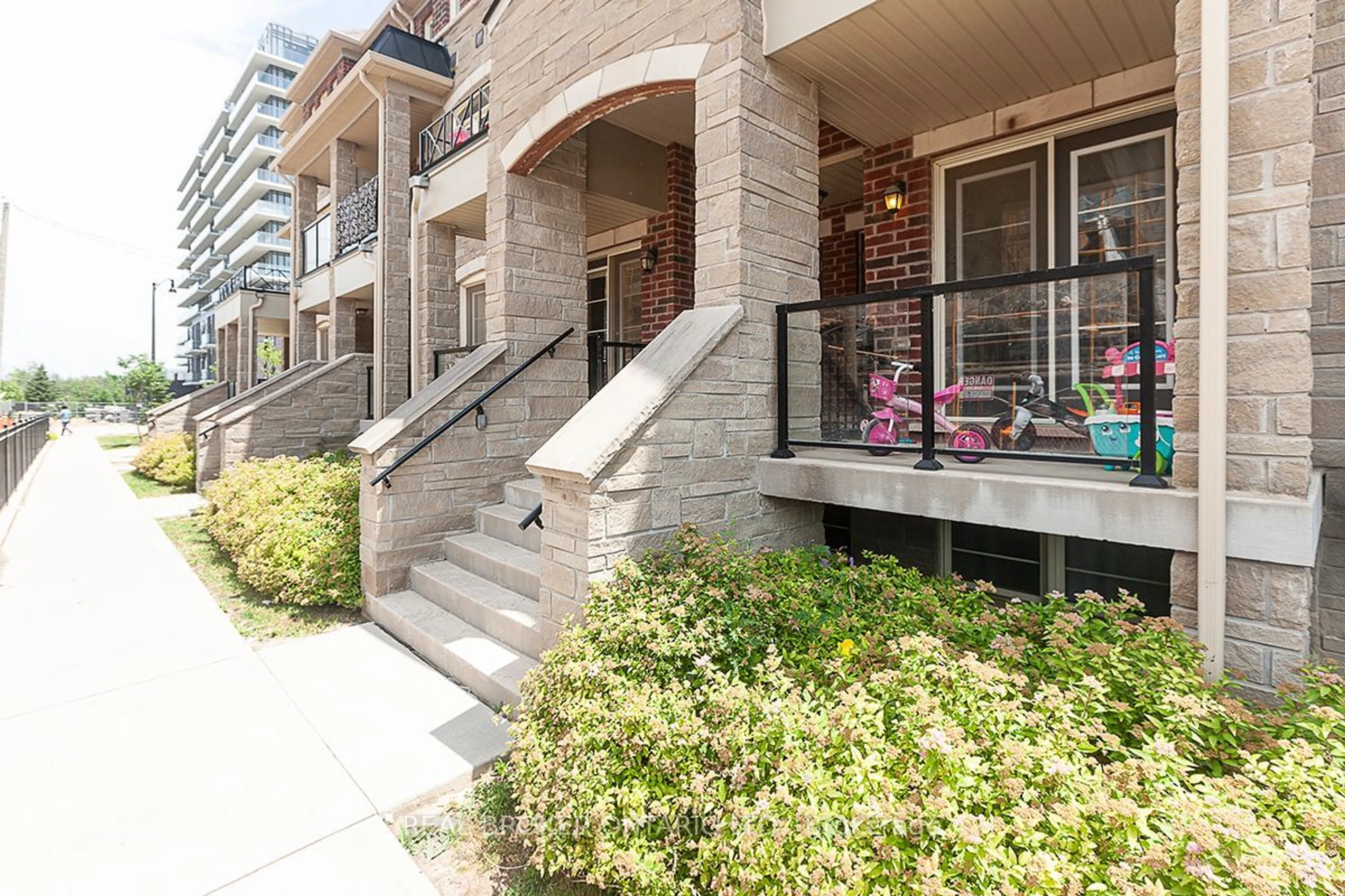 Patio, street for 200 Veterans Dr #51, Brampton Ontario L7A 4S6