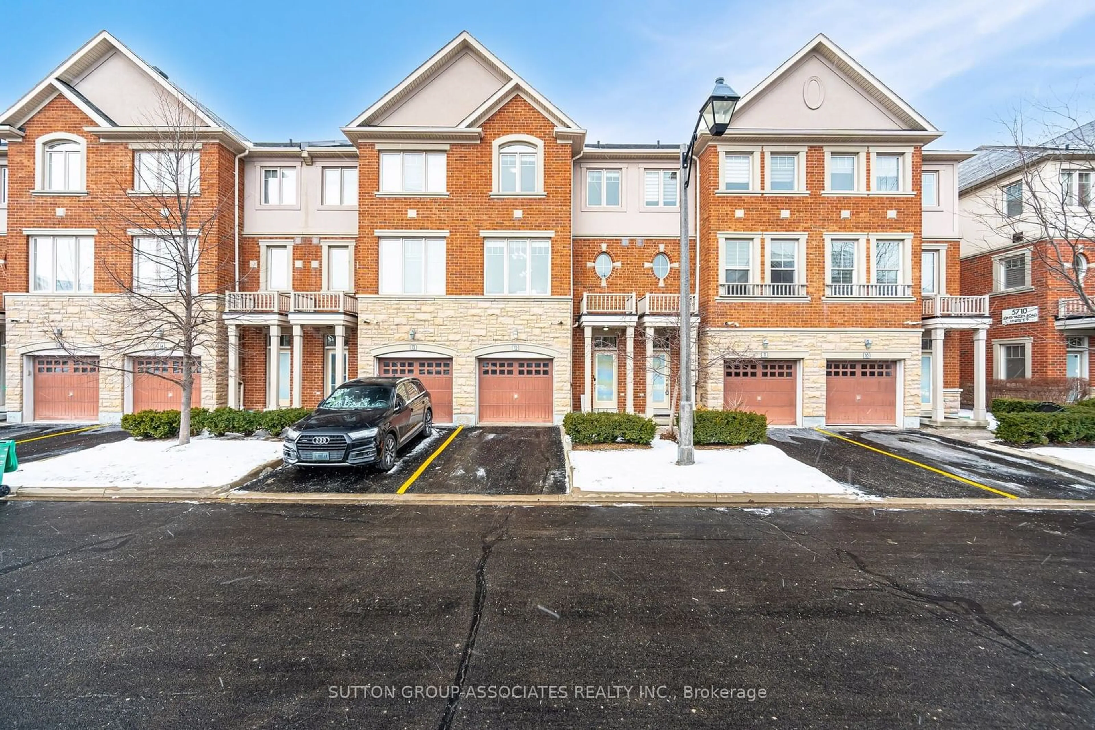 A pic from outside/outdoor area/front of a property/back of a property/a pic from drone, street for 5710 Long Valley Rd #12, Mississauga Ontario L5M 0M1