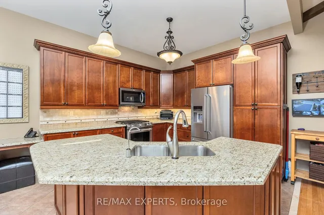 Additional property image - 20 Concorde Dr