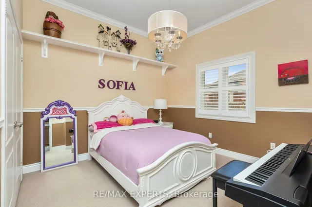 Additional property image - 20 Concorde Dr