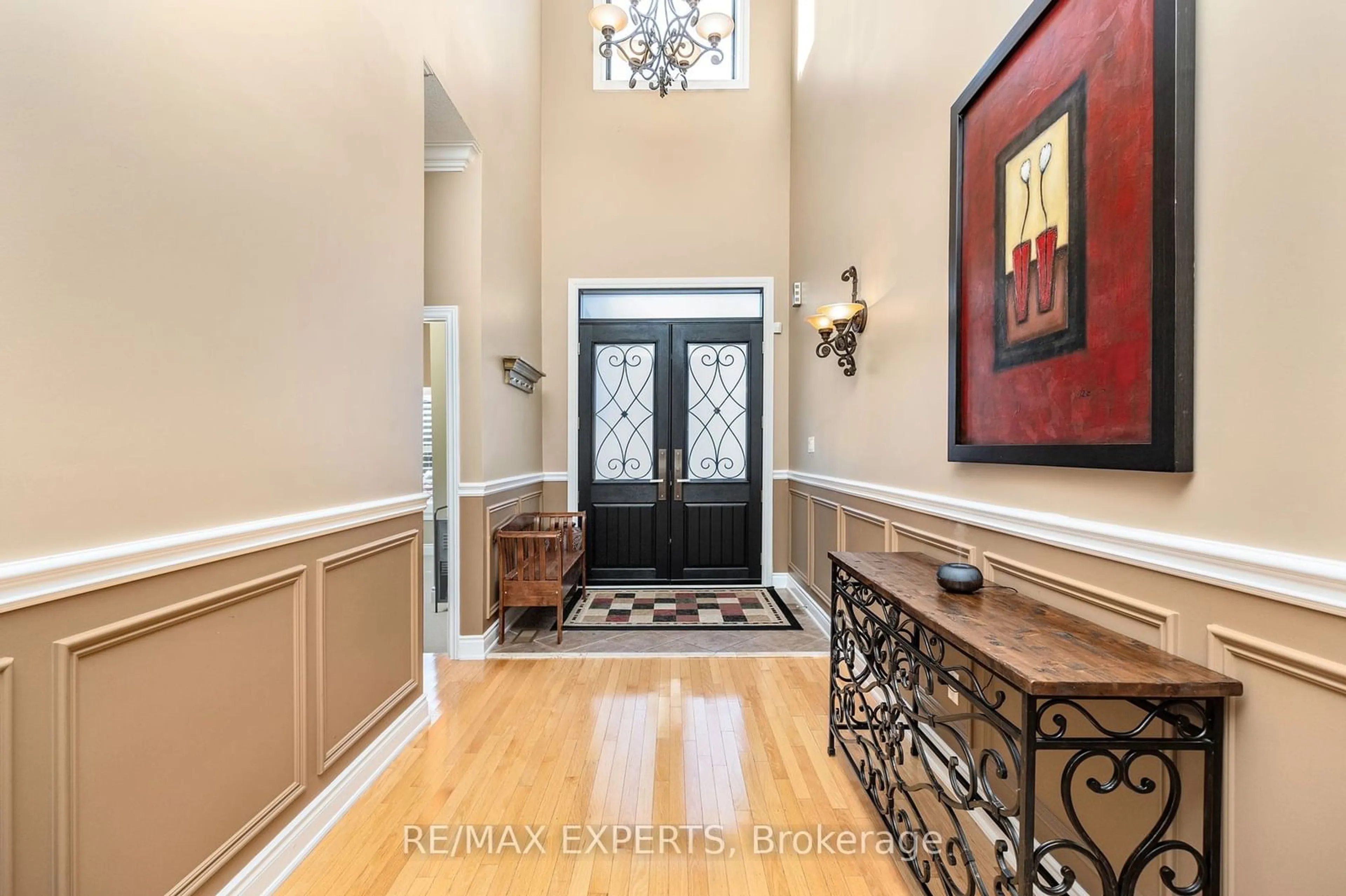 Indoor entryway for 20 Concorde Dr, Brampton Ontario L6P 1V6