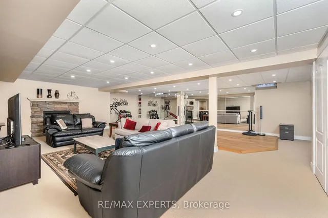 Additional property image - 20 Concorde Dr