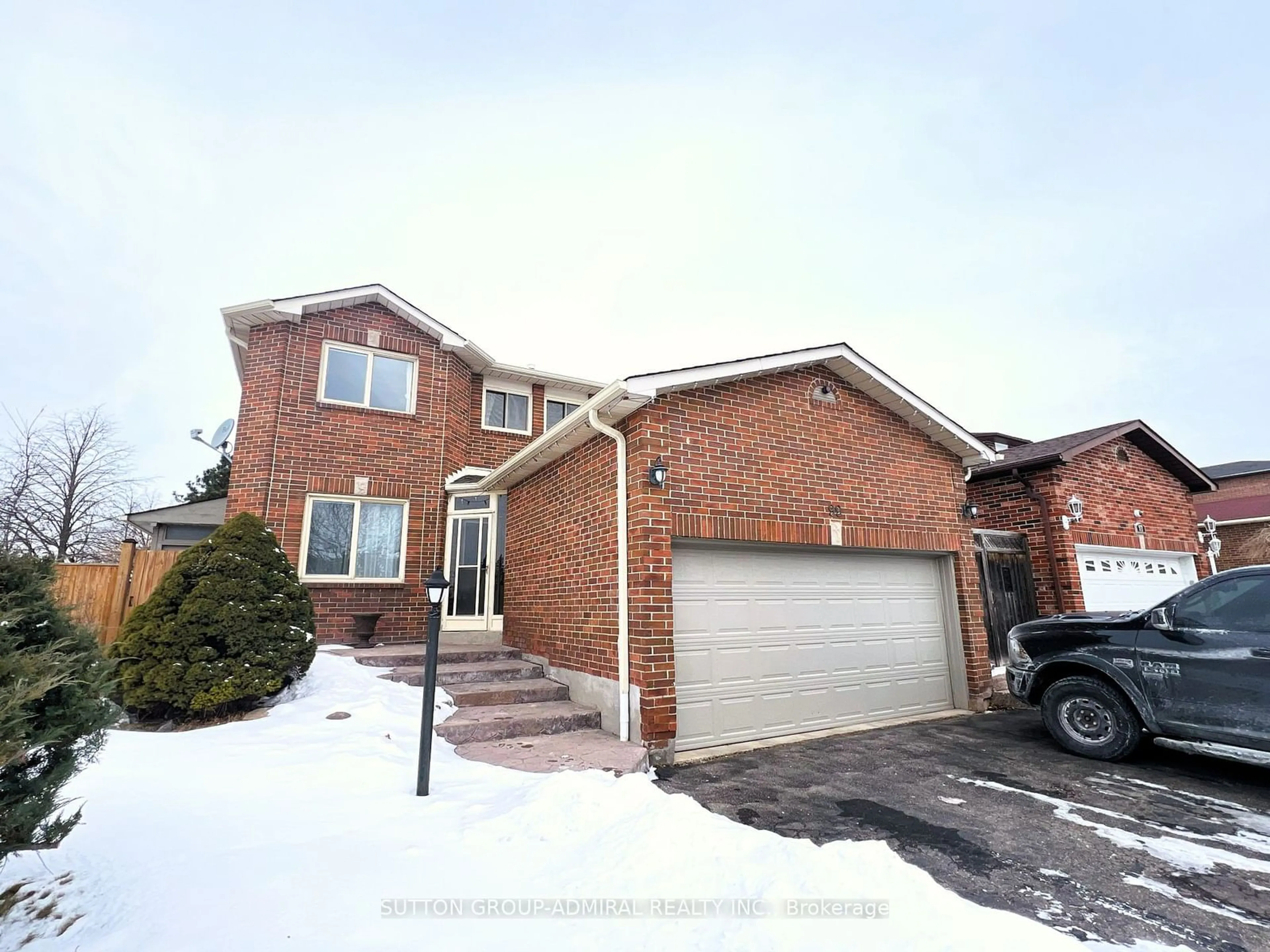 Home with brick exterior material, street for 99 Castlehill Rd, Brampton Ontario L6X 4C3