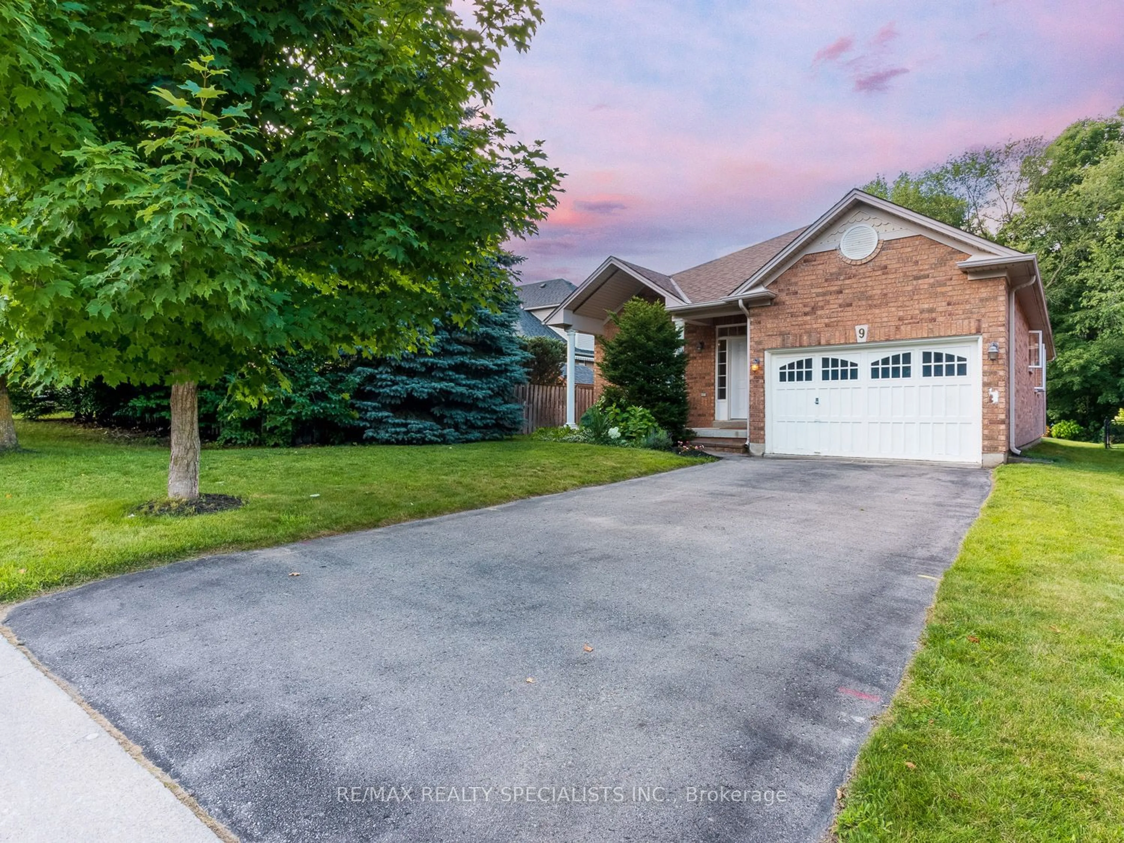 Home with brick exterior material, street for 9 Putney Rd, Caledon Ontario L7C 1R4