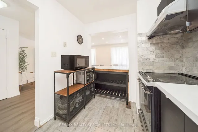 Additional property image - 95 Carleton Pl