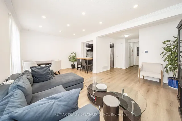 Additional property image - 95 Carleton Pl