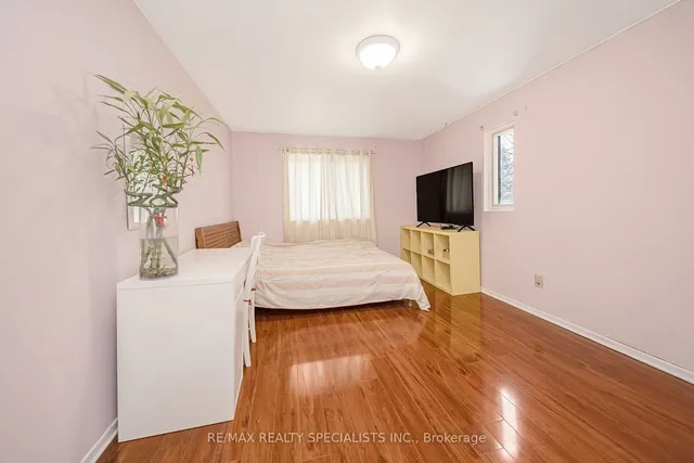 Additional property image - 95 Carleton Pl