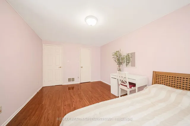 Additional property image - 95 Carleton Pl
