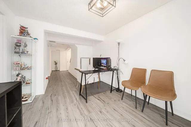 Additional property image - 95 Carleton Pl