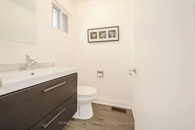 Additional property image - 95 Carleton Pl