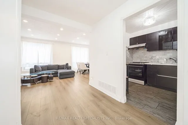 Additional property image - 95 Carleton Pl