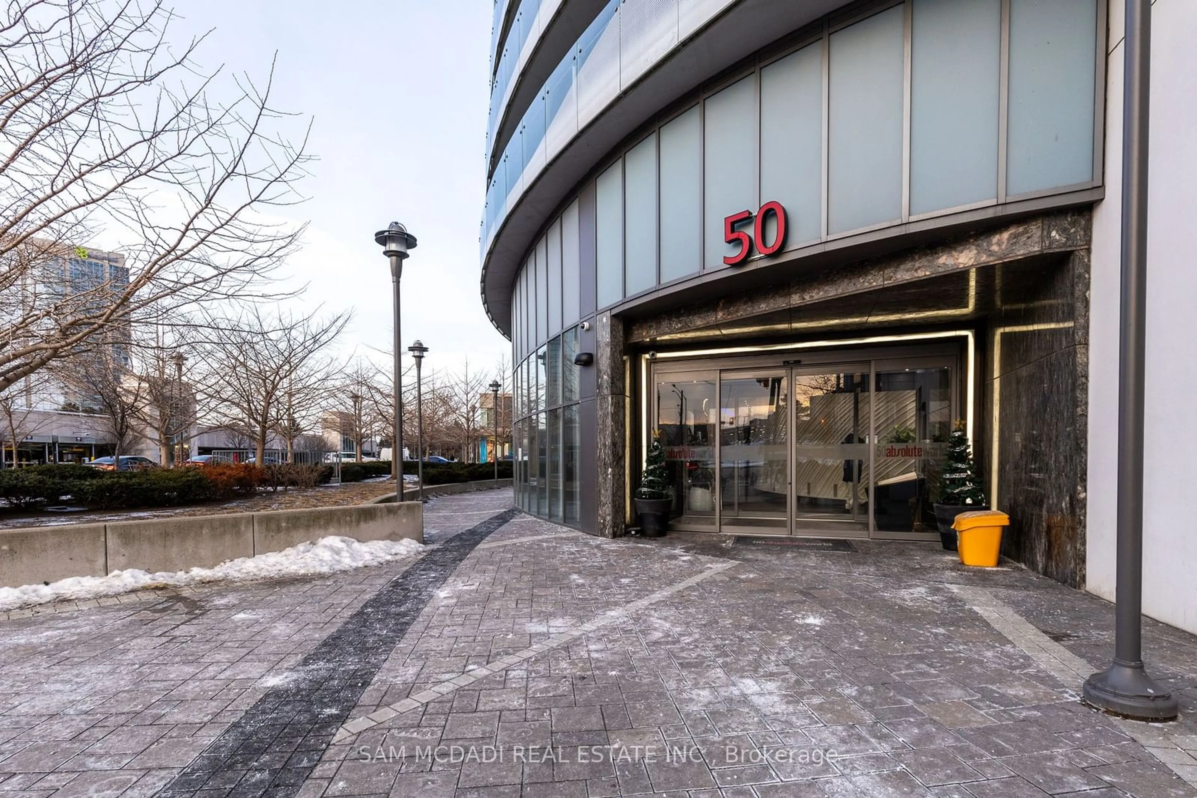 Indoor foyer for 50 Absolute Ave #2610, Mississauga Ontario L4Z 0A8