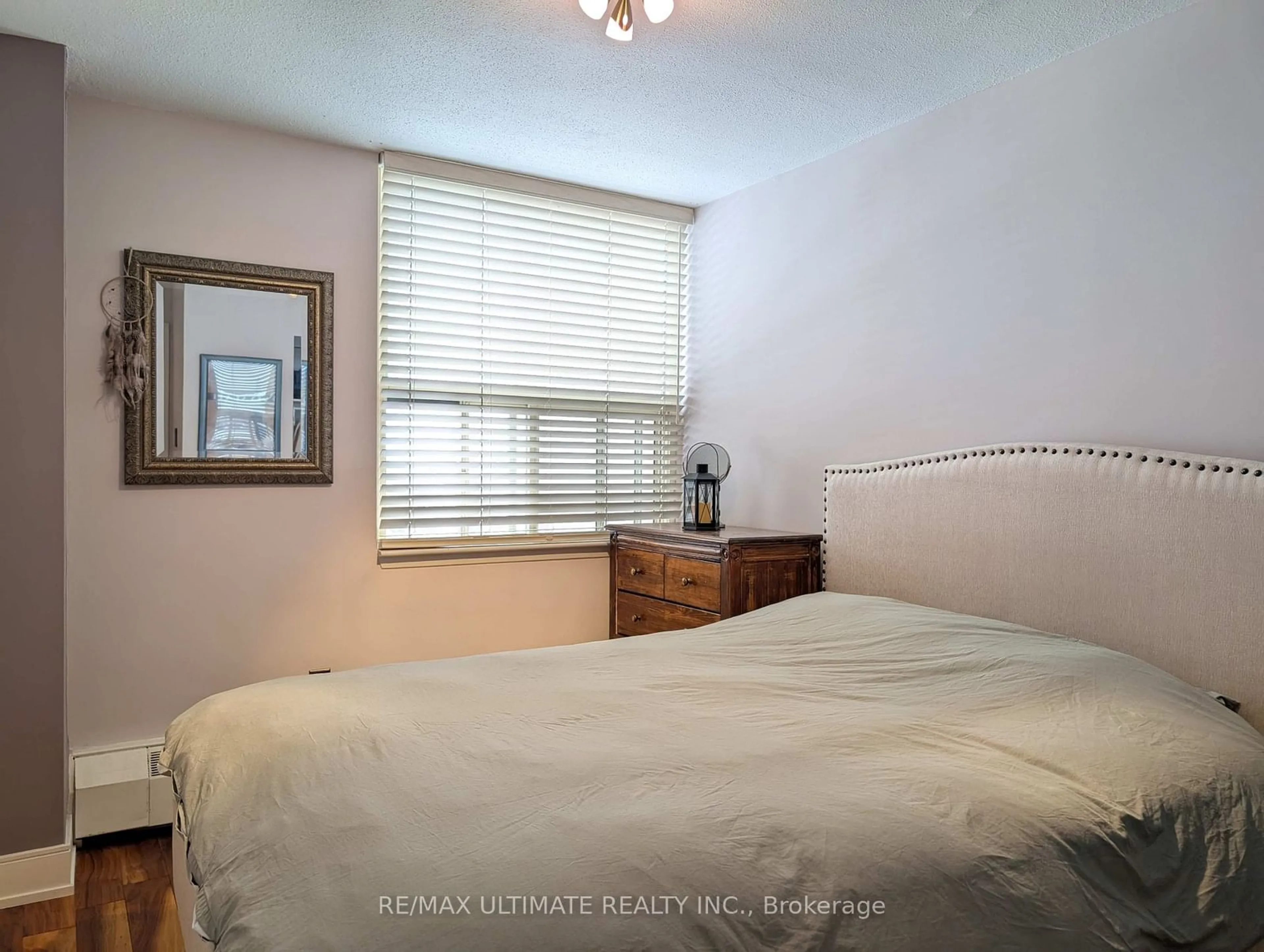 Bedroom with bed, unknown for 155 Marlee Ave #808, Toronto Ontario M6B 4B5