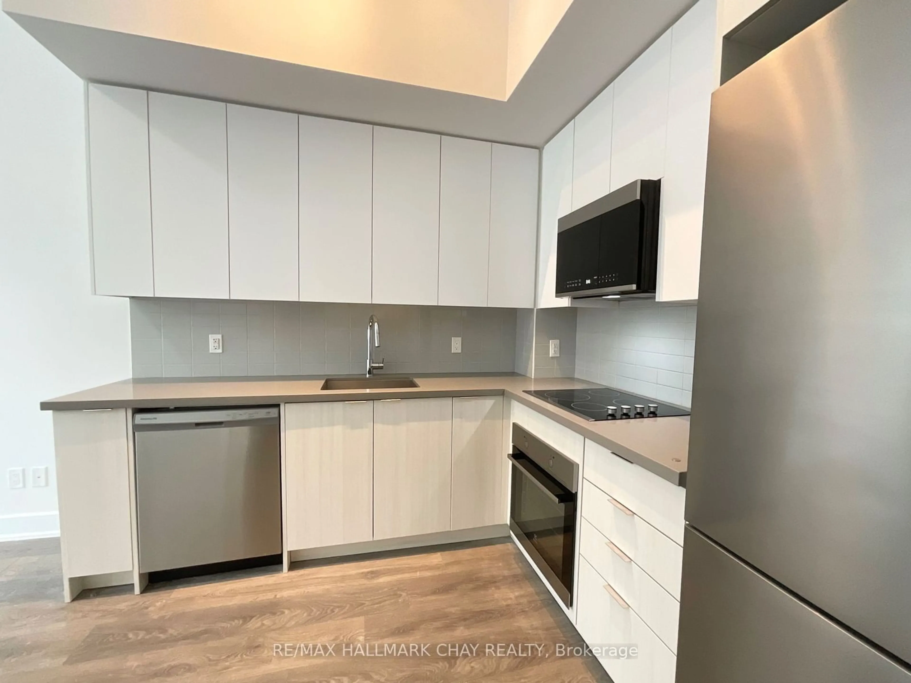 Standard kitchen, unknown for 2481 Taunton Rd #363, Oakville Ontario L6H 3R7