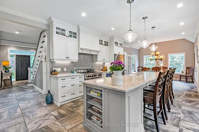 Additional property image - 5175 Pineridge Dr